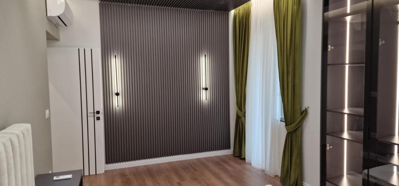 Heart Of Tirana Apartment Экстерьер фото
